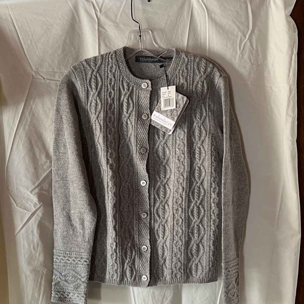 Irelandseye beautiful grey wool sweater met size m